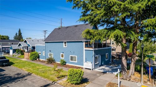 1102 N Sheridan Ave, Tacoma, WA, 98403-1541 | Card Image