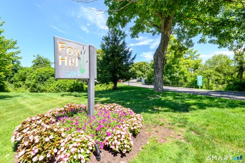 1-1 Winterberry Ln, Ridgefield, CT, 06877-3351 | Card Image