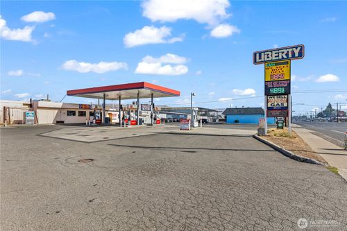 1803 Fruitvale Blvd, Yakima, WA, 98902-1240 | Card Image