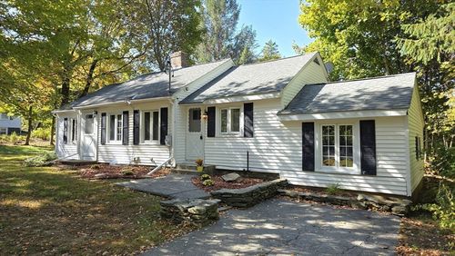 289 Richards Ave, Paxton, MA, 01612-1119 | Card Image