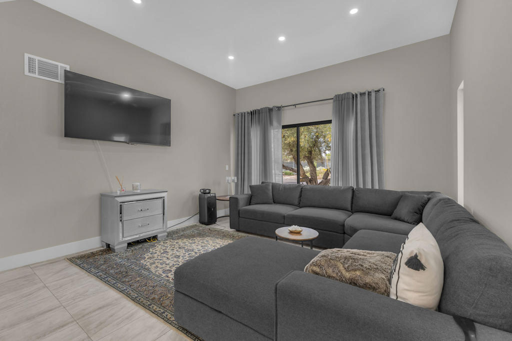 Residential in Palm Springs 2