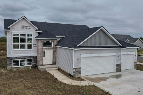 2980 W 84th Pl, Merrillville, IN, 46410-7288 | Card Image