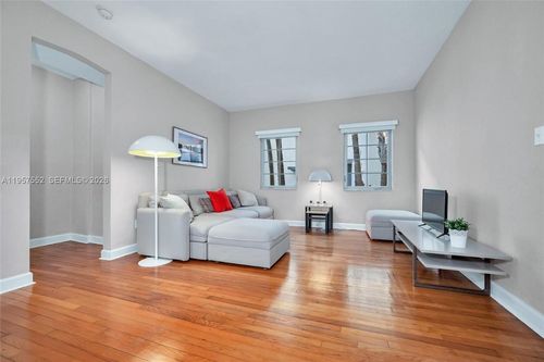 apt-2-1561 Lenox Ave, Miami Beach, FL, 33139-3338 | Card Image