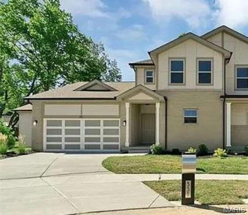 351 Champion Way Drive, Ballwin, MO, 63011 | Card Image