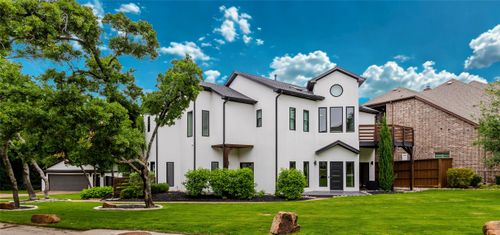 2856 Peninsula Dr, Grapevine, TX, 76051-2523 | Card Image