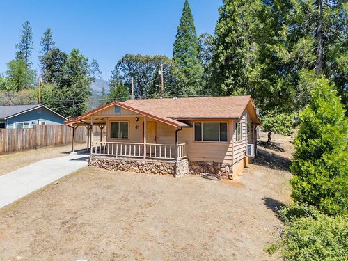 81 Hawthorne St, Weaverville, CA, 96093-8085 | Card Image