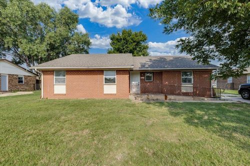 545 N Summitlawn, Wichita, KS, 67212 | Card Image