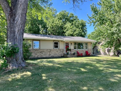 7251 Mill Rd, Centerville, MN, 55038-9708 | Card Image