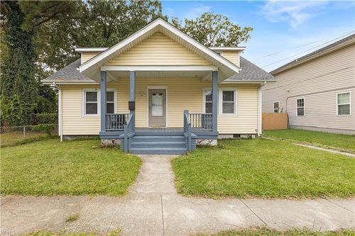 2729 Vimy Ridge Ave, Norfolk, VA, 23509-1729 | Card Image