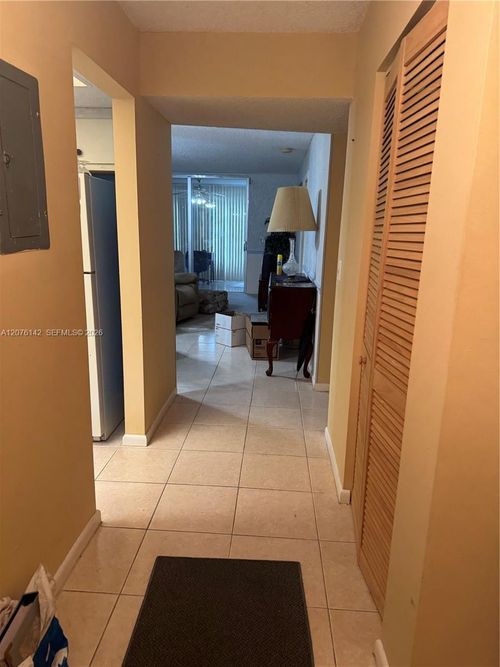 104-7640 Nw 18th St, Margate, FL, 33063-3104 | Card Image