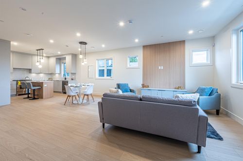 6-4855 Venables St, Burnaby, BC, V5C3A9 | Card Image