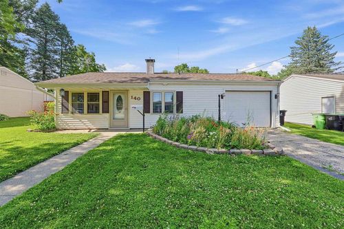 140 Wisconsin St, Beaver Dam, WI, 53916-1852 | Card Image