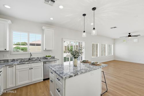 3824 W Rushmore Dr, Anthem, AZ, 85086-8004 | Card Image