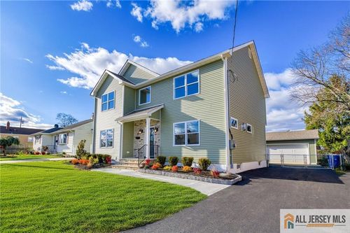 3 Lyons St, South River, NJ, 08882-2444 | Card Image