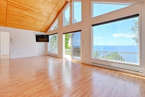 95 Lake Shore Dr W, Irish Cove, NS, B0E3B0 | Card Image