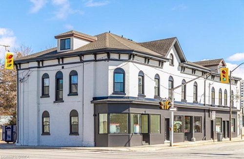 3-302 Colborne St, Brantford, ON, N3S3M9 | Card Image
