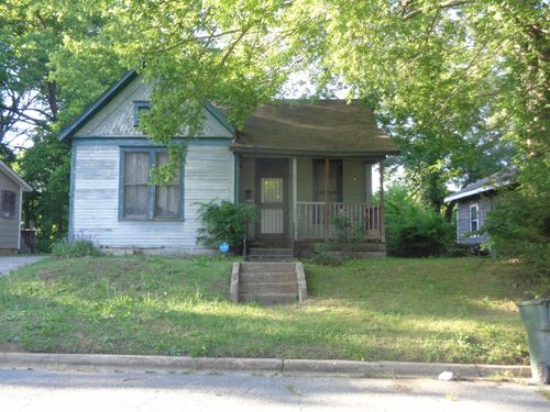 1018 E 10th Street, Little Rock, AR, 72204-4014 | Card Image