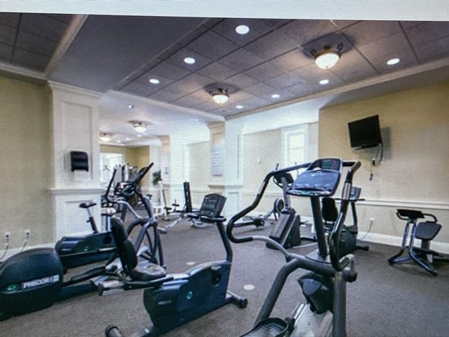 Exercise room | Image 11