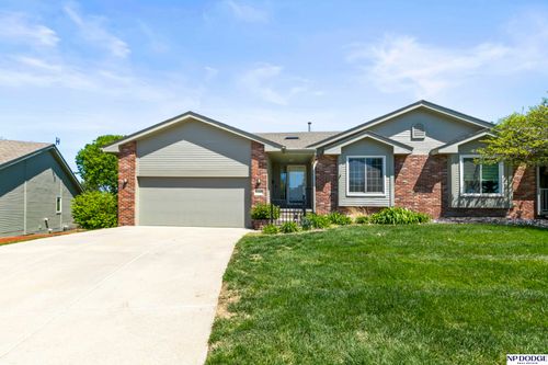 13410 Camden Ave, Omaha, NE, 68164-6135 | Card Image