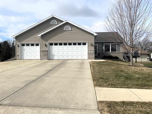 212 Ridgeview Lane, Columbus, WI, 53925 | Card Image