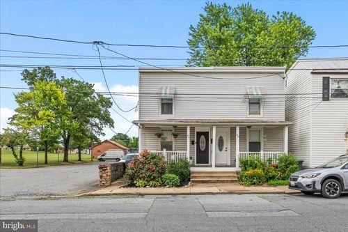 46 Hamilton Ave, FREDERICK, MD, 21701-5712 | Card Image