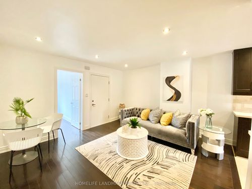 main-57 Glenside Ave, Toronto, ON, M4L2T6 | Card Image