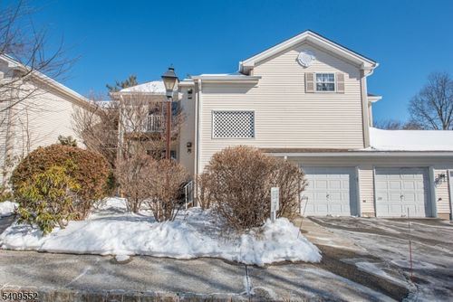 206 Potomac Dr, Basking Ridge, NJ, 07920-3184 | Card Image