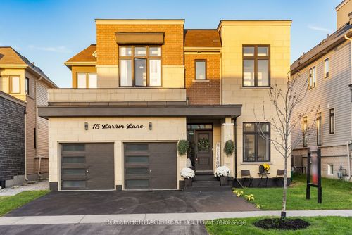 15 Larkin Lane, Bowmanville, ON, L1C4A7 | Card Image