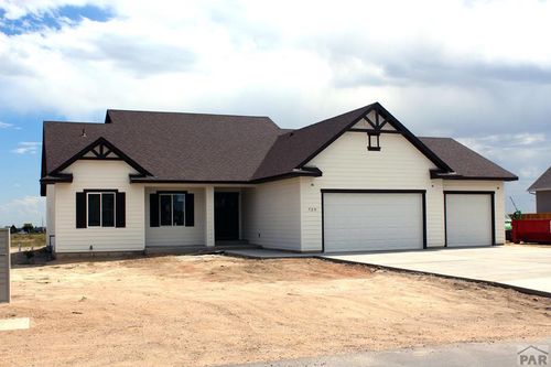 866 E Snyder Dr, Pueblo West, CO, 81007 | Card Image
