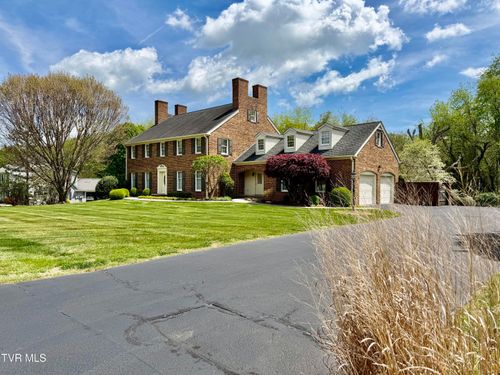 244 Roscommon Dr, Bristol, TN, 37620-3030 | Card Image