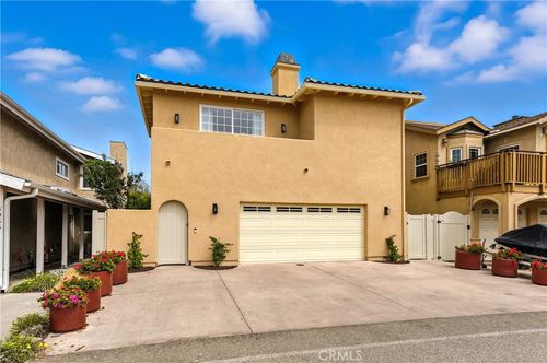 4931 Shoreline Way, Oxnard, CA, 93035-2840 | Card Image