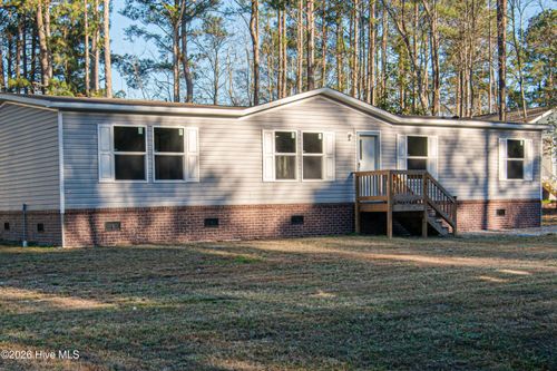 724 Gurganus Rd, Maple Hill, NC, 28454-8637 | Card Image
