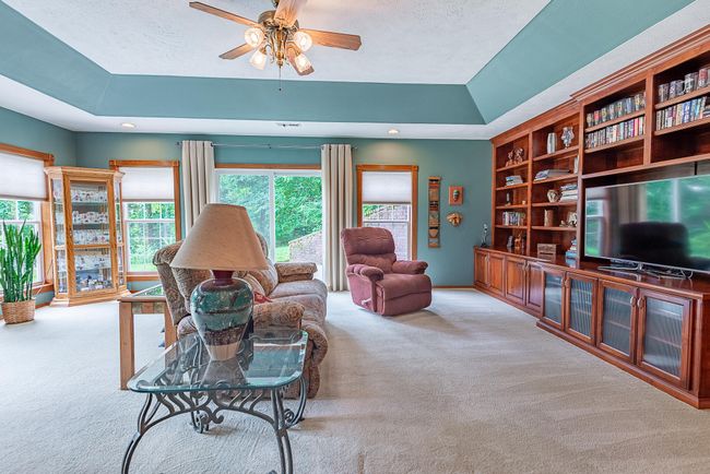 Family Room | Image 40