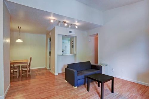 apt-219-9009 Richmond Ave, Houston, TX, 77063-4929 | Card Image