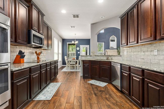 5175 Top Ridge Ln, House other with 5 bedrooms, 4 bathrooms and null parking in Schertz TX | Image 6