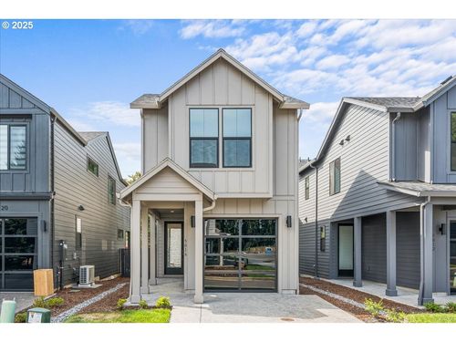 5016 Ne 113th Loop, Vancouver, WA, 98686-4578 | Card Image