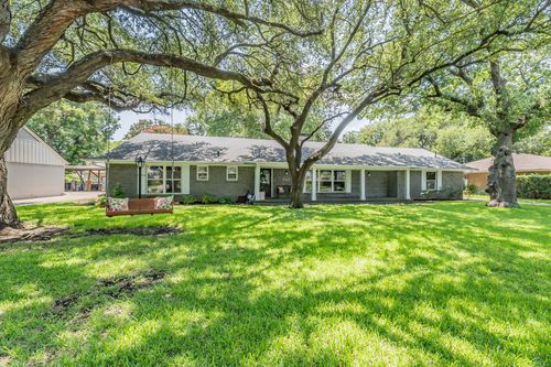 3008 Lavita Ln, Farmers Branch, TX, 75234-6423 | Card Image