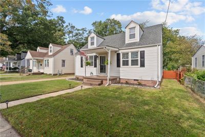 324 Lenox Avenue, House other with 4 bedrooms, 1 bathrooms and null parking in Norfolk VA | Image 3