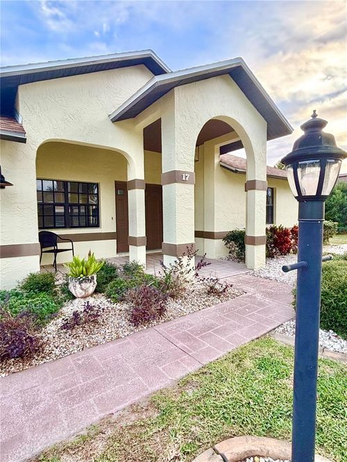 17 Fenwick Ln, PALM COAST, FL, 32137-9116 | Card Image