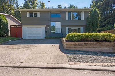 34516 Epson Lane, House other with 4 bedrooms, 2 bathrooms and 3 parking in Abbotsford BC | Image 2