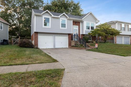 4613 Laurel View Dr, Cincinnati, OH, 45244 | Card Image