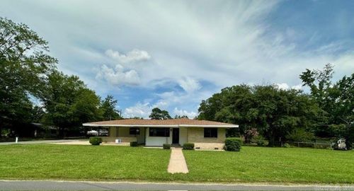 3001 Kenwood Rd, Pine Bluff, AR, 71603-4691 | Card Image