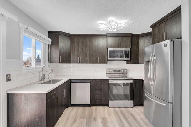 201 Templemont Drive Ne, Home with 4 bedrooms, 2 bathrooms and 3 parking in Calgary AB | Image 18