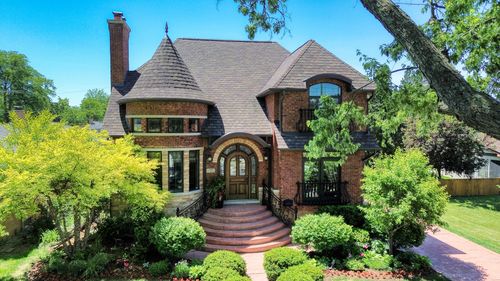 1321 Glenlake Ave, Park Ridge, IL, 60068-5043 | Card Image