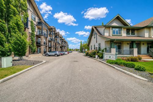 312-117 Copperpond Common Se, Calgary, AB, T2Z5E2 | Card Image
