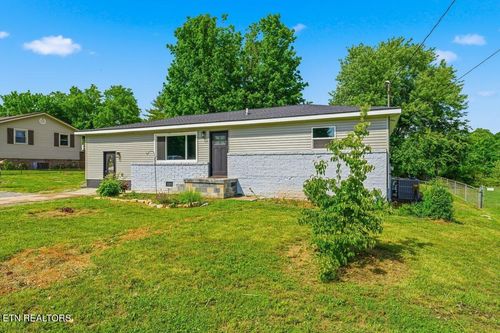7920 Powell Heights Rd, Powell, TN, 37849-3803 | Card Image