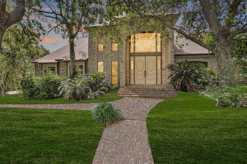 2607 Rip Van Winkle Dr, Pearland, TX, 77581-6413 | Card Image