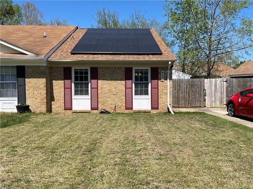 420 Cobblewood Bnd, Chesapeake, VA, 23320-6745 | Card Image