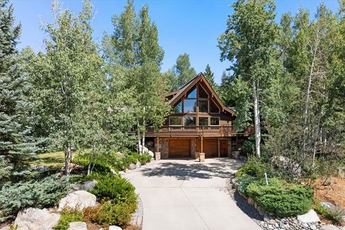 632 Meadowbrook Cir, Steamboat Springs, CO, 80487-3043 | Card Image