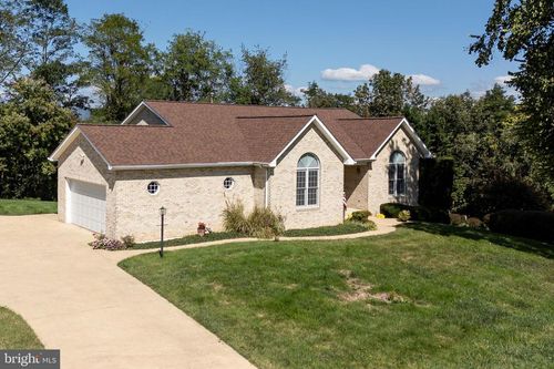4 Constitution Ave, LURAY, VA, 22835-1672 | Card Image